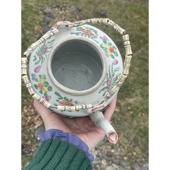 Antique Chinese Porcelain Famille Rose Hand Painted Teapot Qing - Republic - Picture 12 of 16